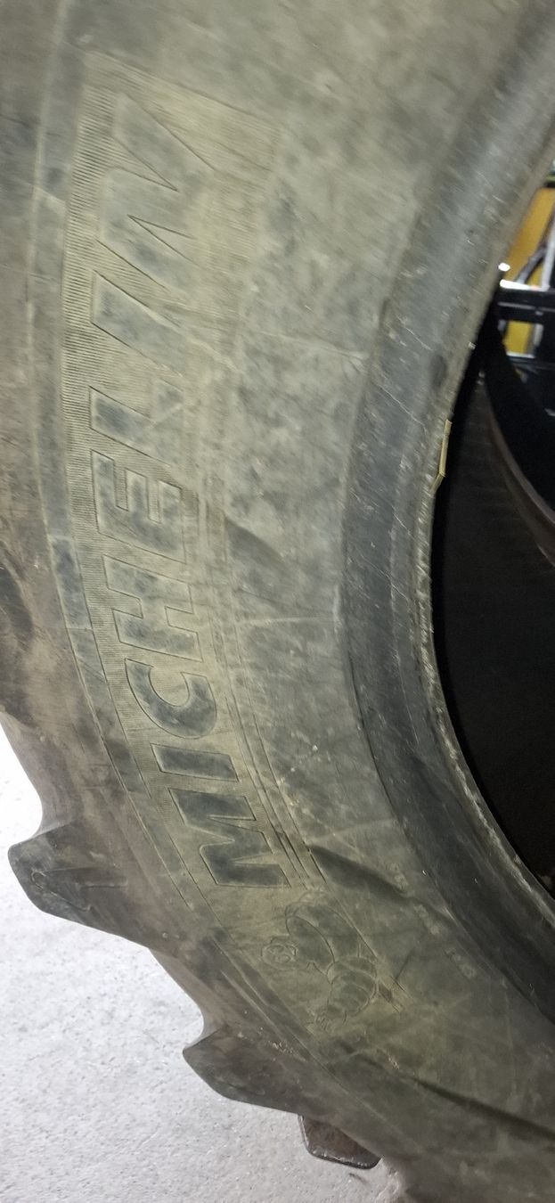 Pneus & Kompletträder: Pneu 600/60R30 – Gebraucht aus Anwil von RueppD 4
