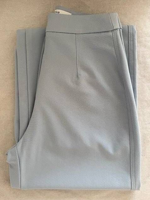 Pantaloni: Bershka Stoffhose hellblau Gr.34 – Usato da Uster venduto da lor_7by9 4