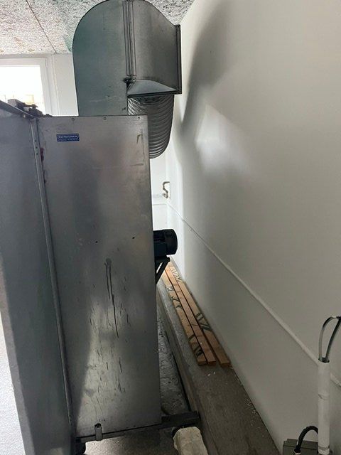Tutte le macchine: Abzugsanlage – Usato da Ettingen venduto da Skio99 1