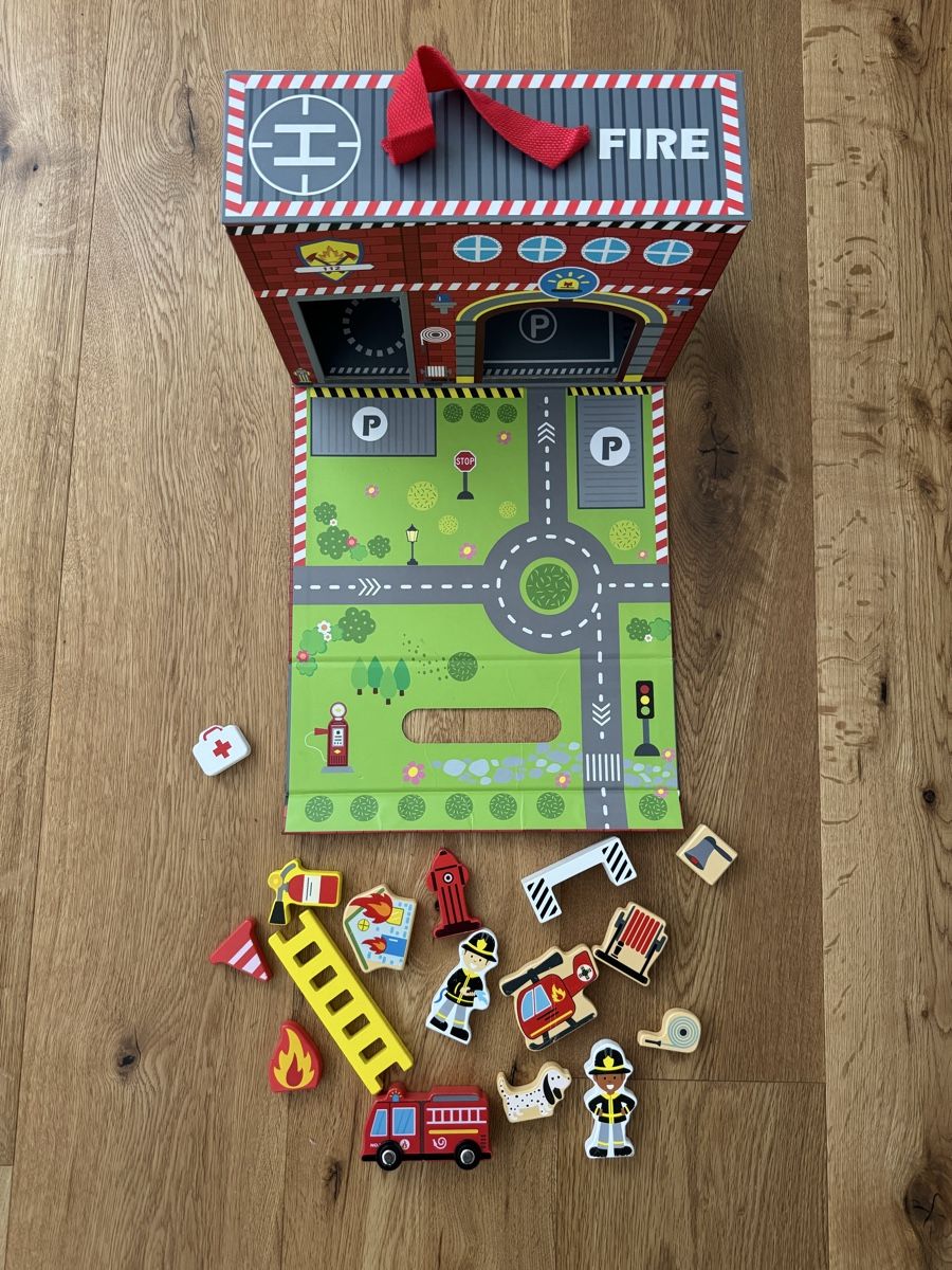 Giocattoli: Woody Fire Station – Usato da Interlaken venduto da fbnscl