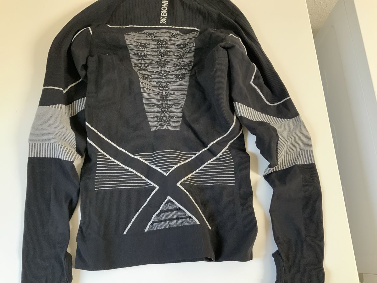 X-bionic T-Shirts: Langarmshirt Herren X-Bionic Grösse XS  – Gebraucht aus Wallisellen von AS.TZ. 3