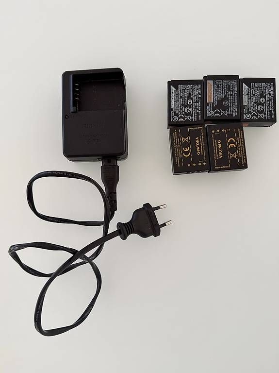 Fujifilm Fotocamera: Fujifilm X-E2 + XF 18-55mm + accessori – Usato da Dino venduto da mic_7zvv 4