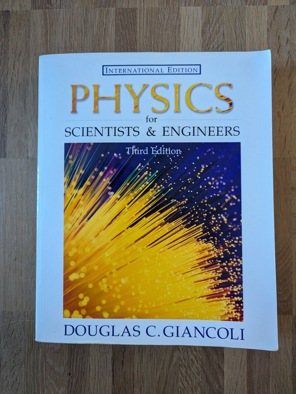 Libri: Lehrbuch "Physics for Scientists and Engineers"-D C Giancoli – Usato da Basel venduto da seewhybee