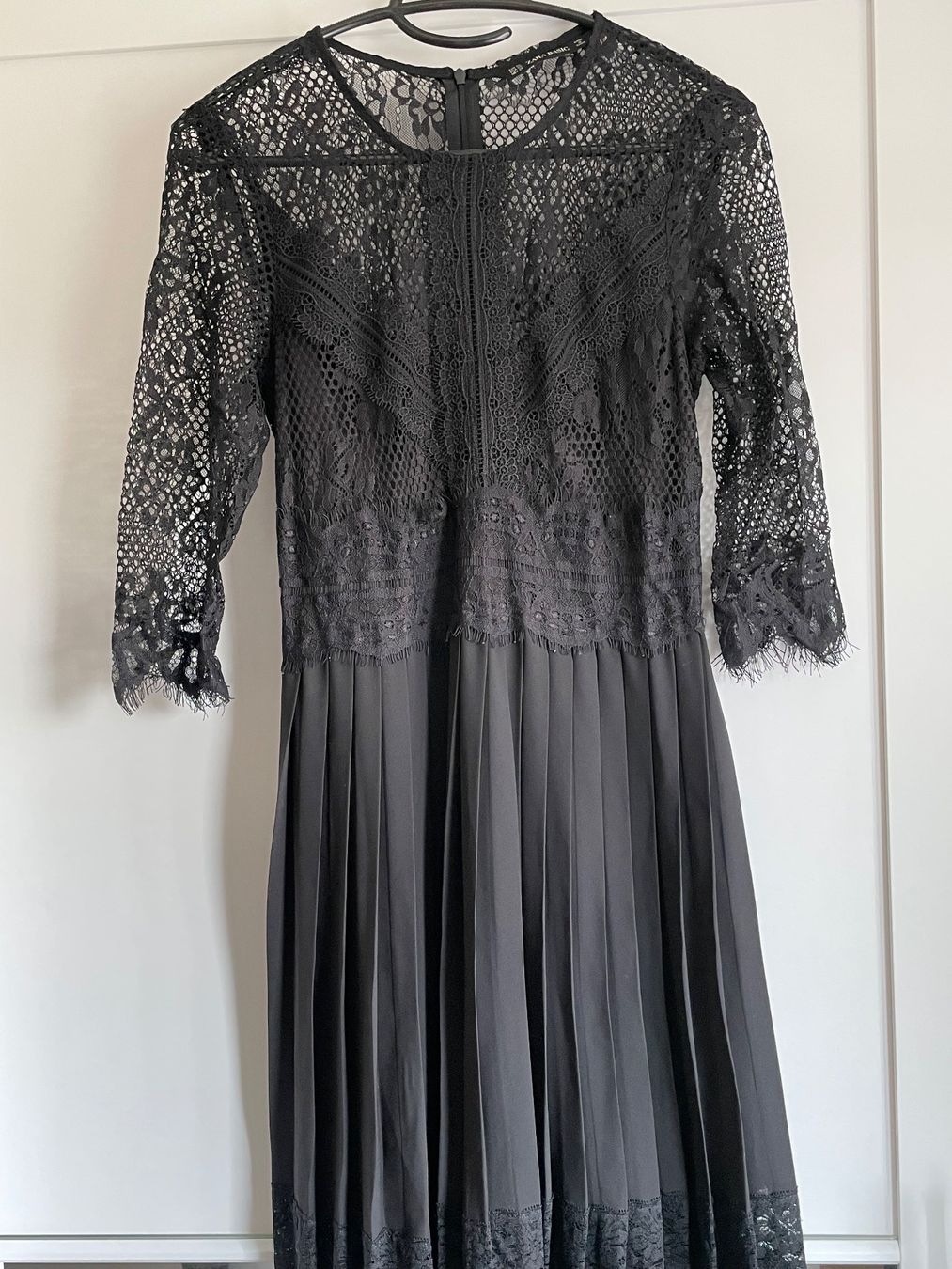 Zara Kleider: Elegantes schwarzes Spitzenkleid Gr. S – Gebraucht aus Schlieren von Mmm234 1