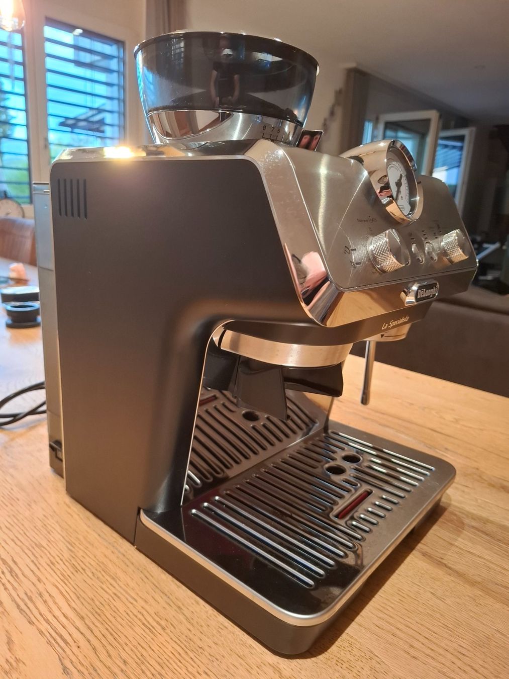 De'Longhi Macchine per caffè & Macchine per espresso: La Specialista EC915X – Usato da Buttisholz venduto da H2012J 1
