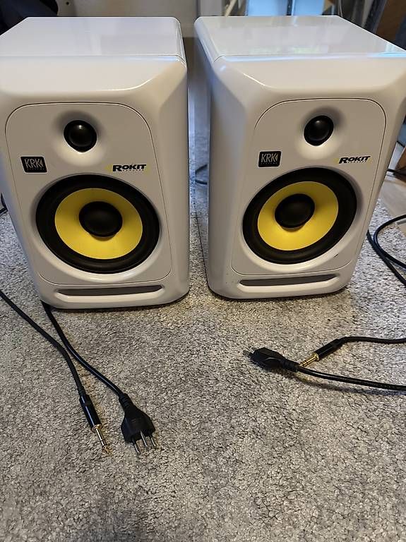 KRK Systems Haut-parleurs: Studiomonitor KRK Rokit 6 – D'occasion à Niederstocken par michel_jacqueline