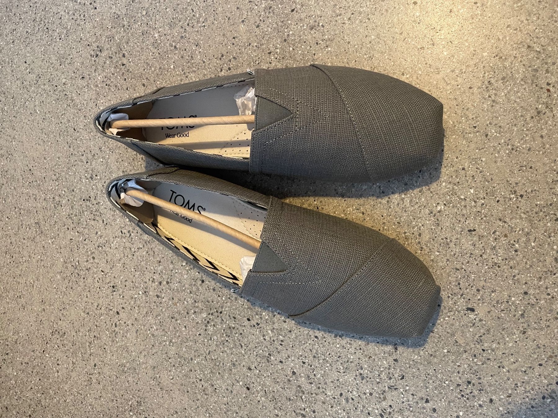 Toms Herrenschuhe: TOMS Alpargata Classic Schuhe – Neu (gemäss Beschreibung) aus Bern von trrrz