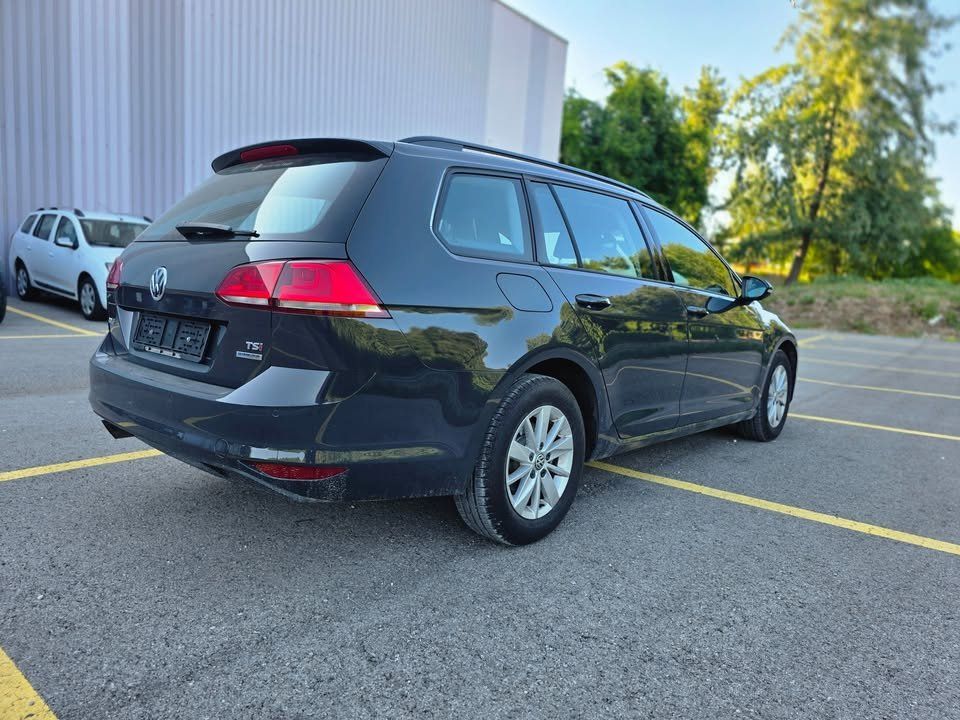 VW Automobili: VW Golf VII Var. 1.4 TSI – Usato da Crissier venduto da vim_r8qn 9