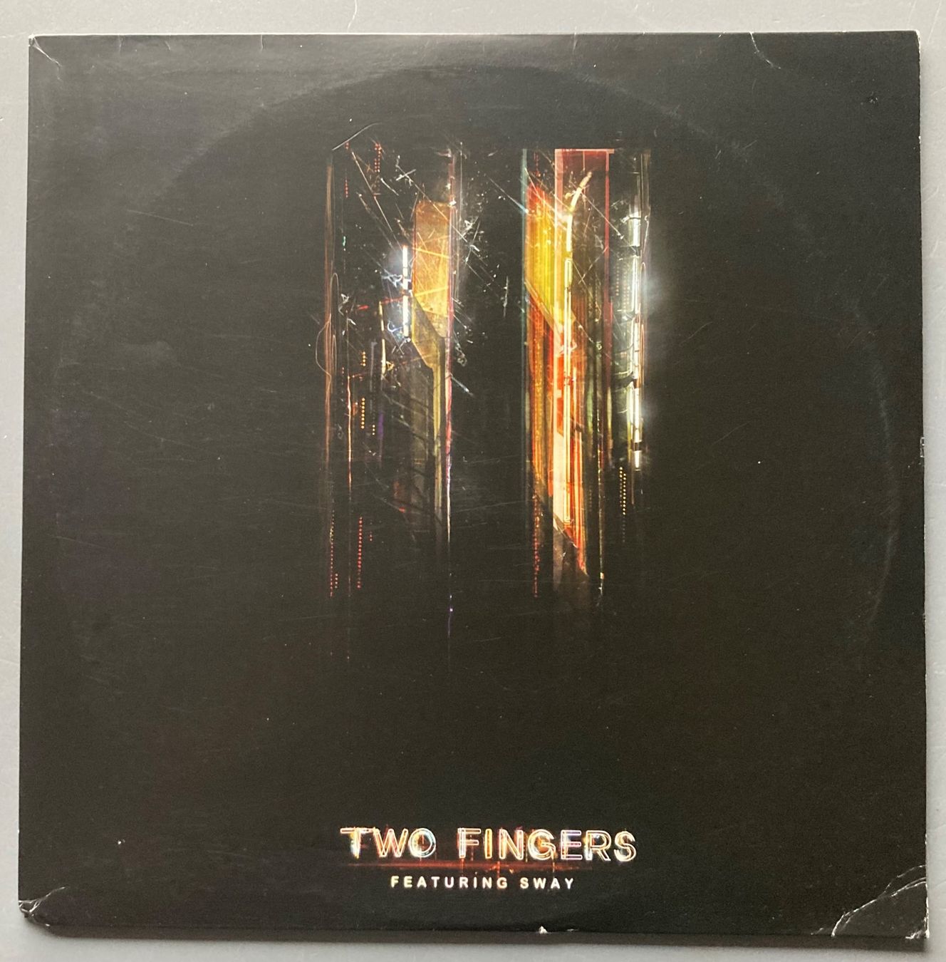 Schallplatten: TWO FINGERS FEATURING SWAY - TWO FINGERS – Gebraucht aus Poliez-Pittet von Newtown-Records