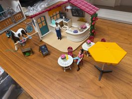 Schleich Reitcafe mit viel Zubehör