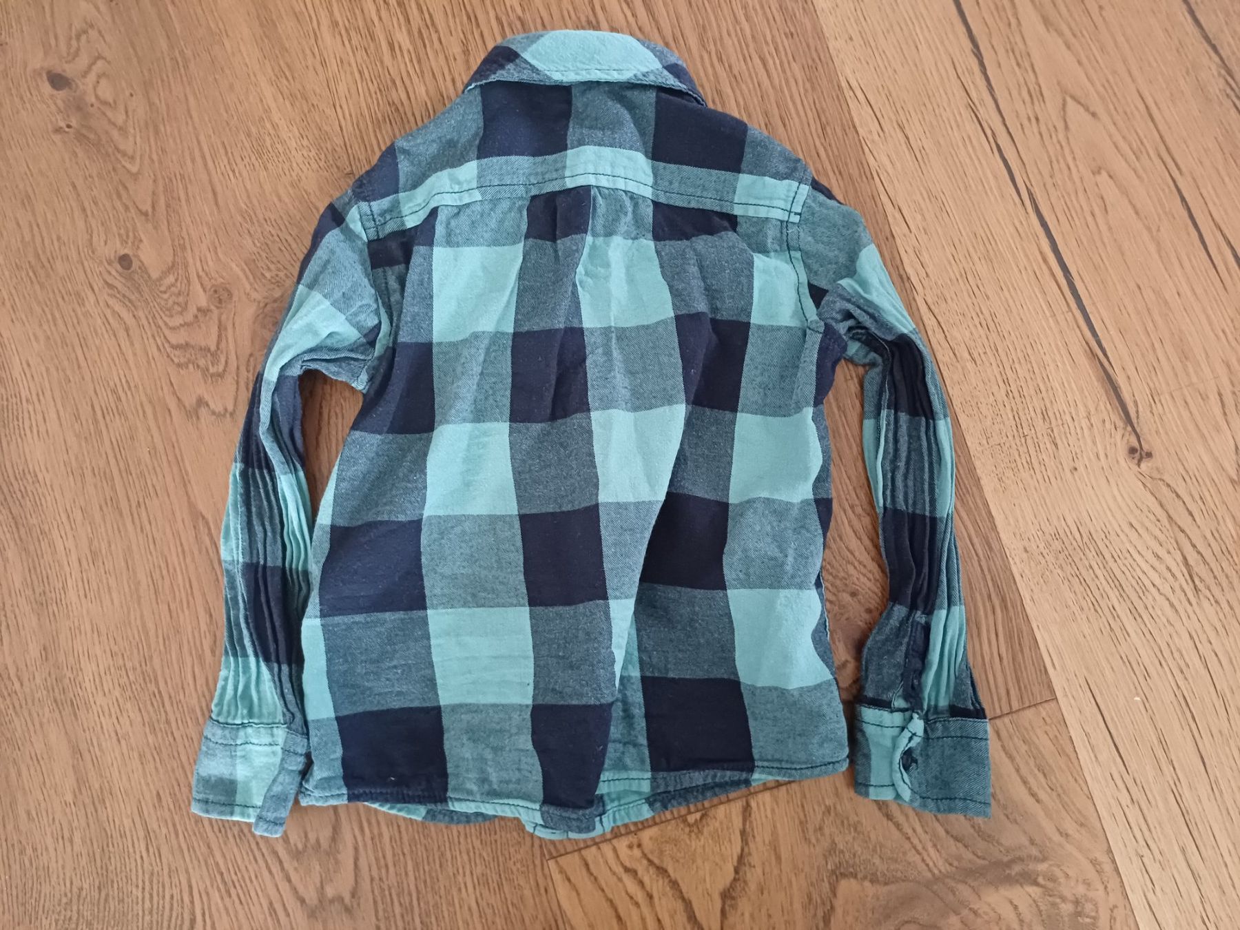 Camicie, T-shirt & Polo: Kinderhemd, Holzfällerhemd, Gr. 98 – Usato da Balsthal venduto da Memphis18 1