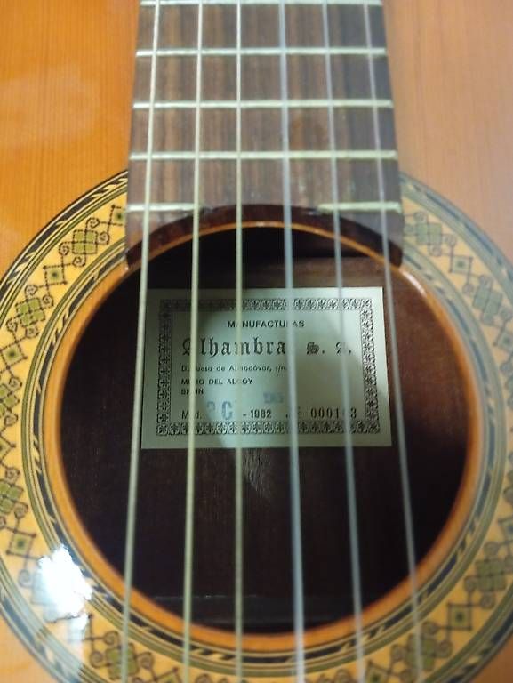 Alhambra Strumenti musicali: Alhambra Classic guitar Mod. 3 C – Usato da Basel venduto da Petergunn 1