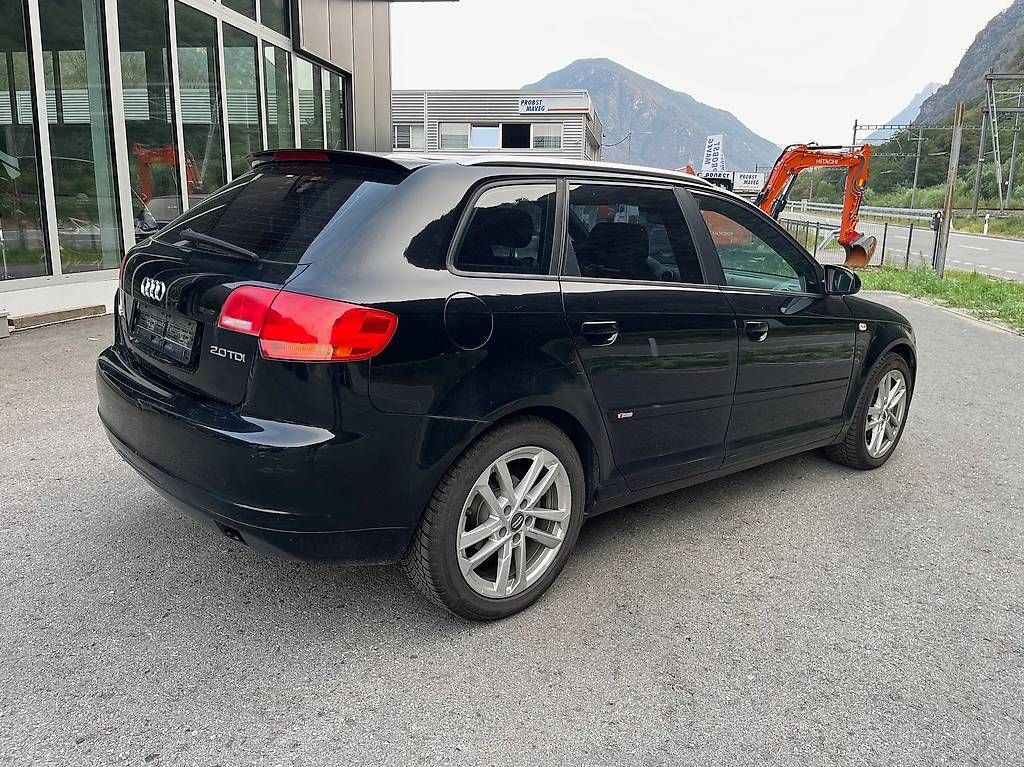 Automobili: AUDI A3 2.0 TDI S-LINE - EXPORT – Usato da Biasca venduto da GarageRDCSagl 3
