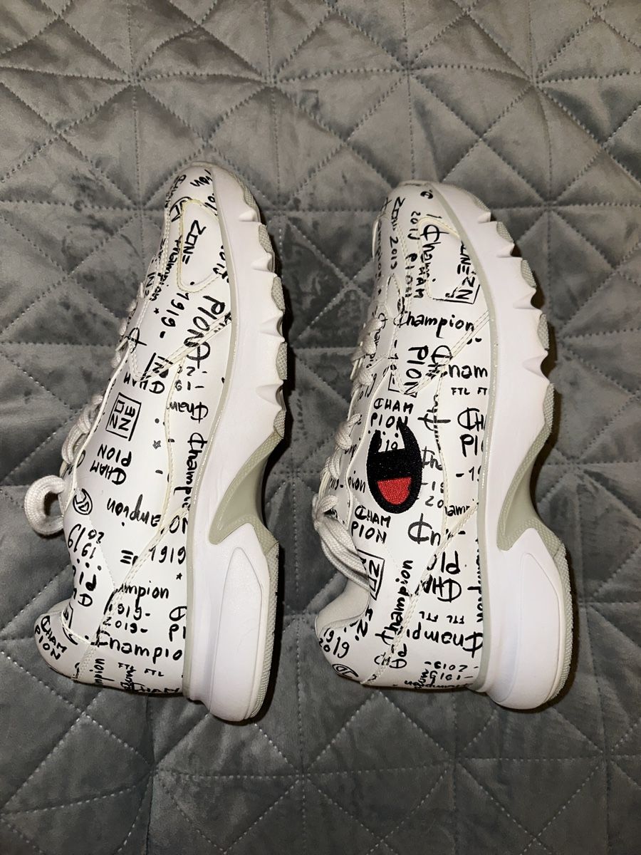 Champion Scarpe da uomo: Baskets Champion blanches, taille 44 – Usato da Payerne venduto da mike_lth