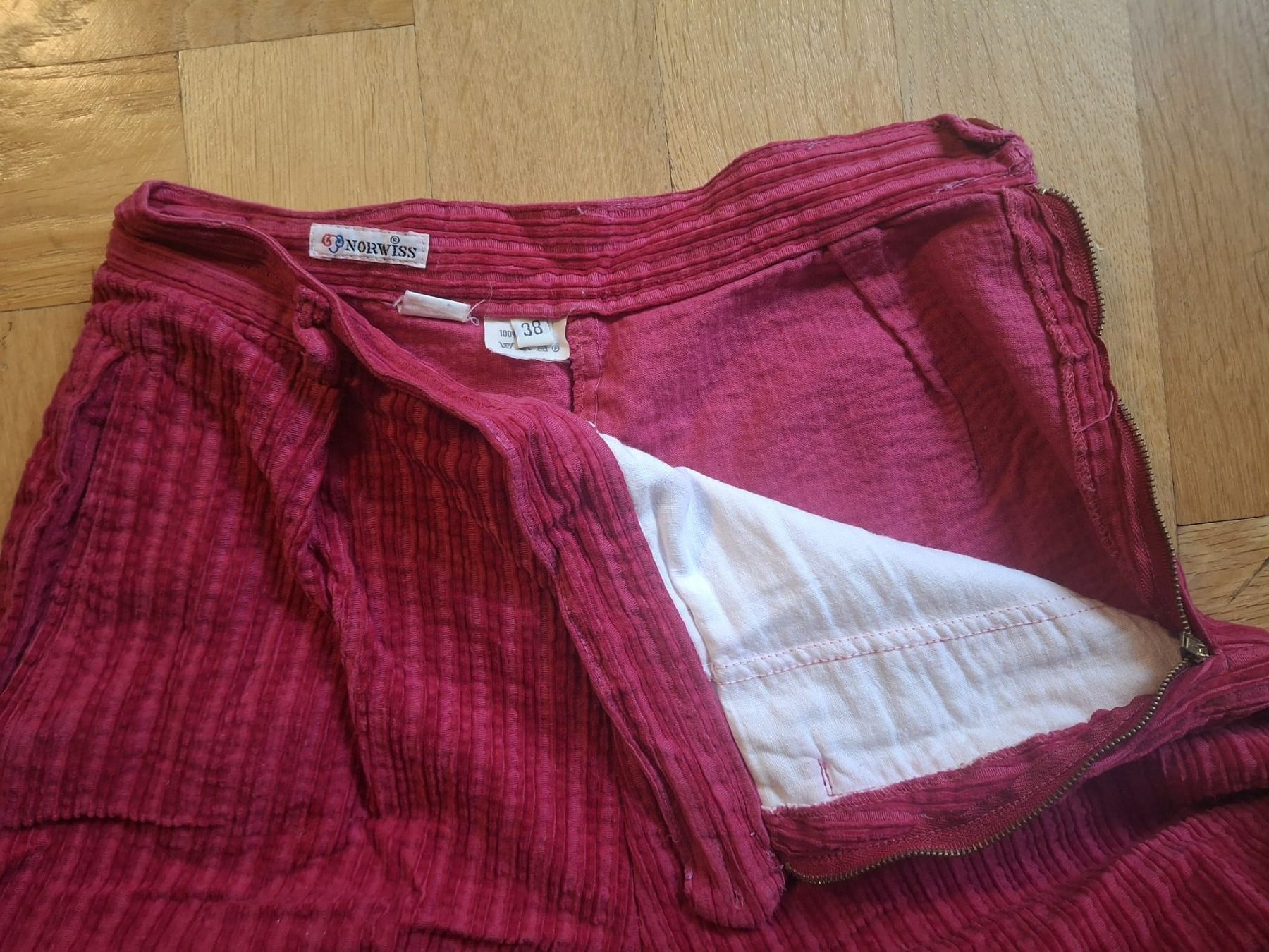 Hosen: Cordhose pink – Gebraucht aus Zürich von iddlyriddly 2