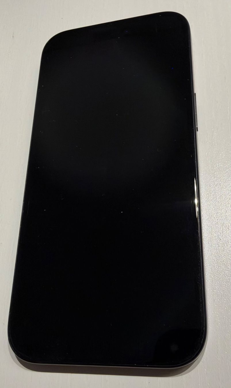 Apple Portables: iPhone 15 128 Go – D'occasion à St-Sulpice VD par rer_8by2 4