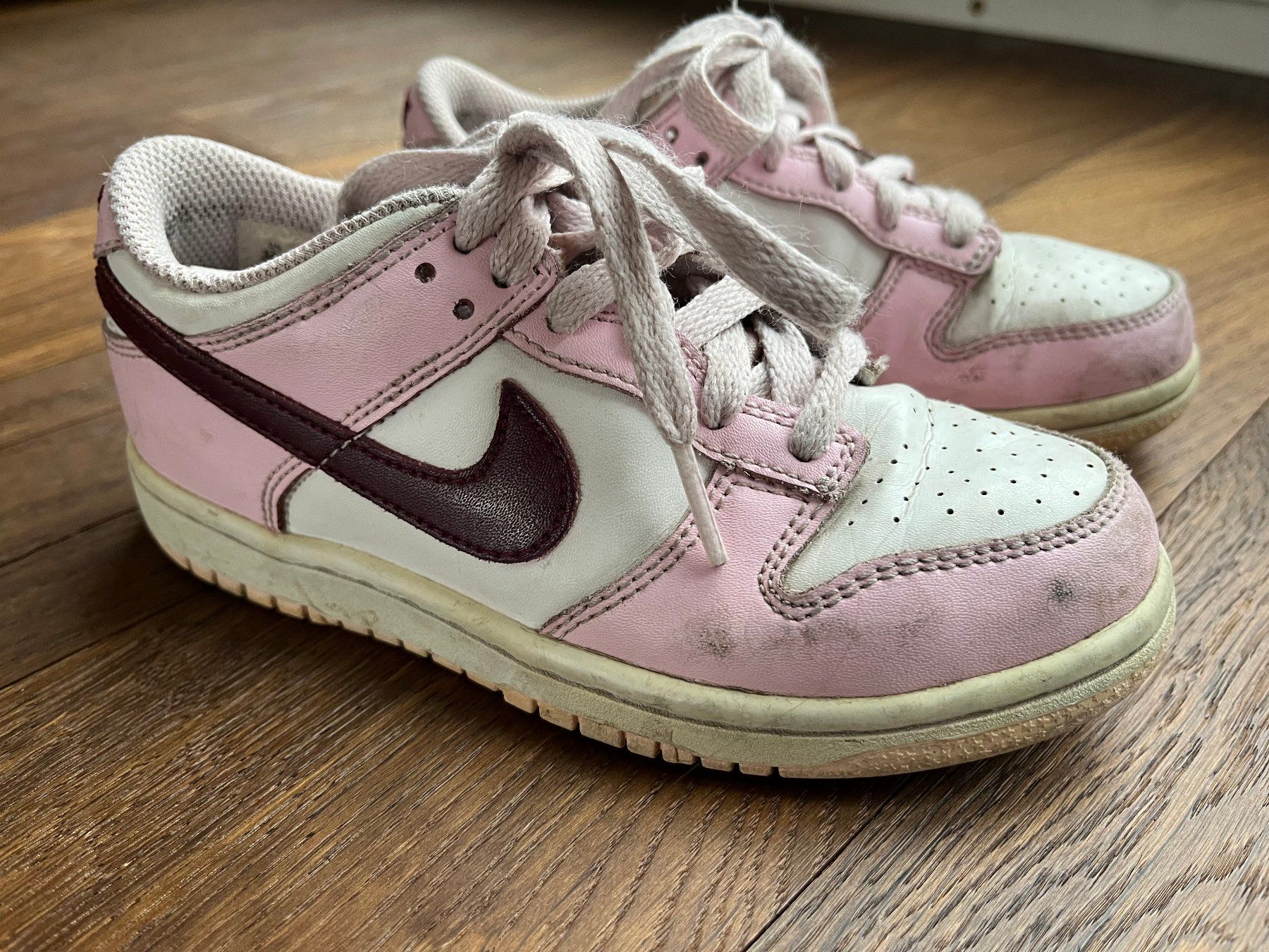 Nike Scarpe per ragazze: Turnschuhe Sneaker Nike Gr. 30 - Mädchen Schuhe – Usato da Affoltern am Albis venduto da Blackrhythm 6