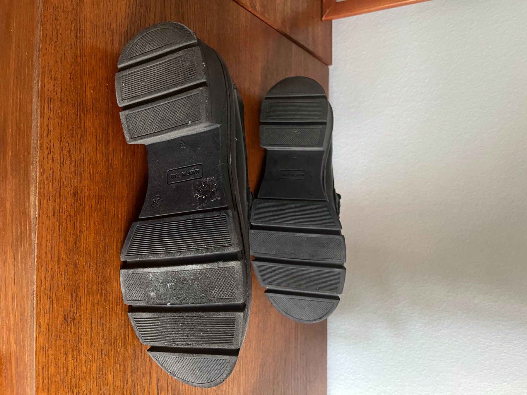 Scarpe da donna: Mocassins schwarz – Usato da Zürich venduto da Carlo05101971 2