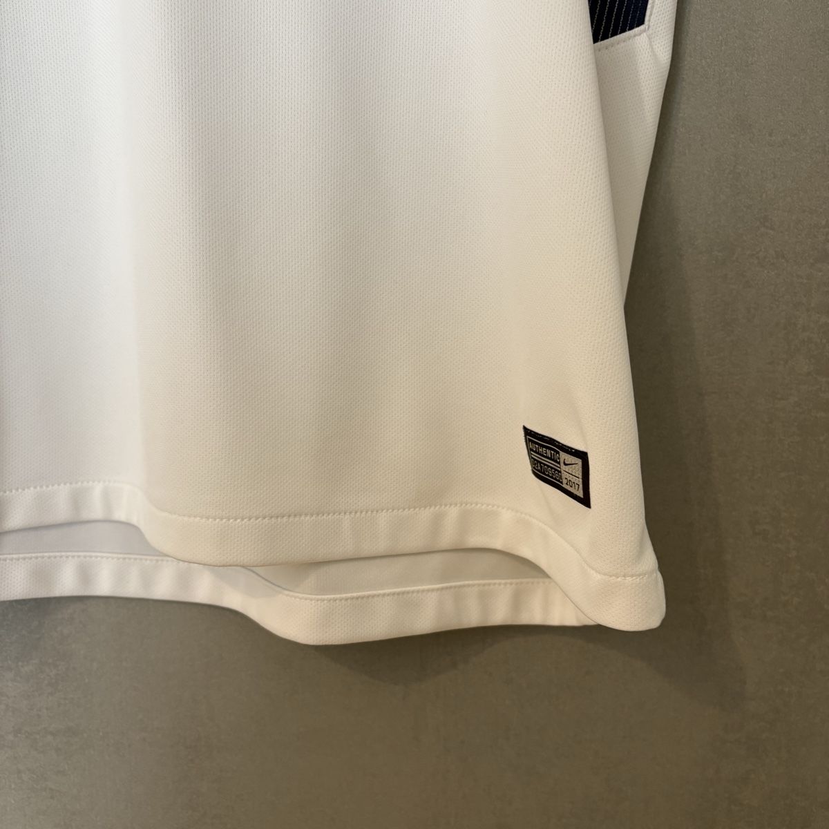 Nike Canottiere & Pantaloni: Tottenham Hotspurs Trikot Son Nike – Usato da Winterthur venduto da LaBodega 4