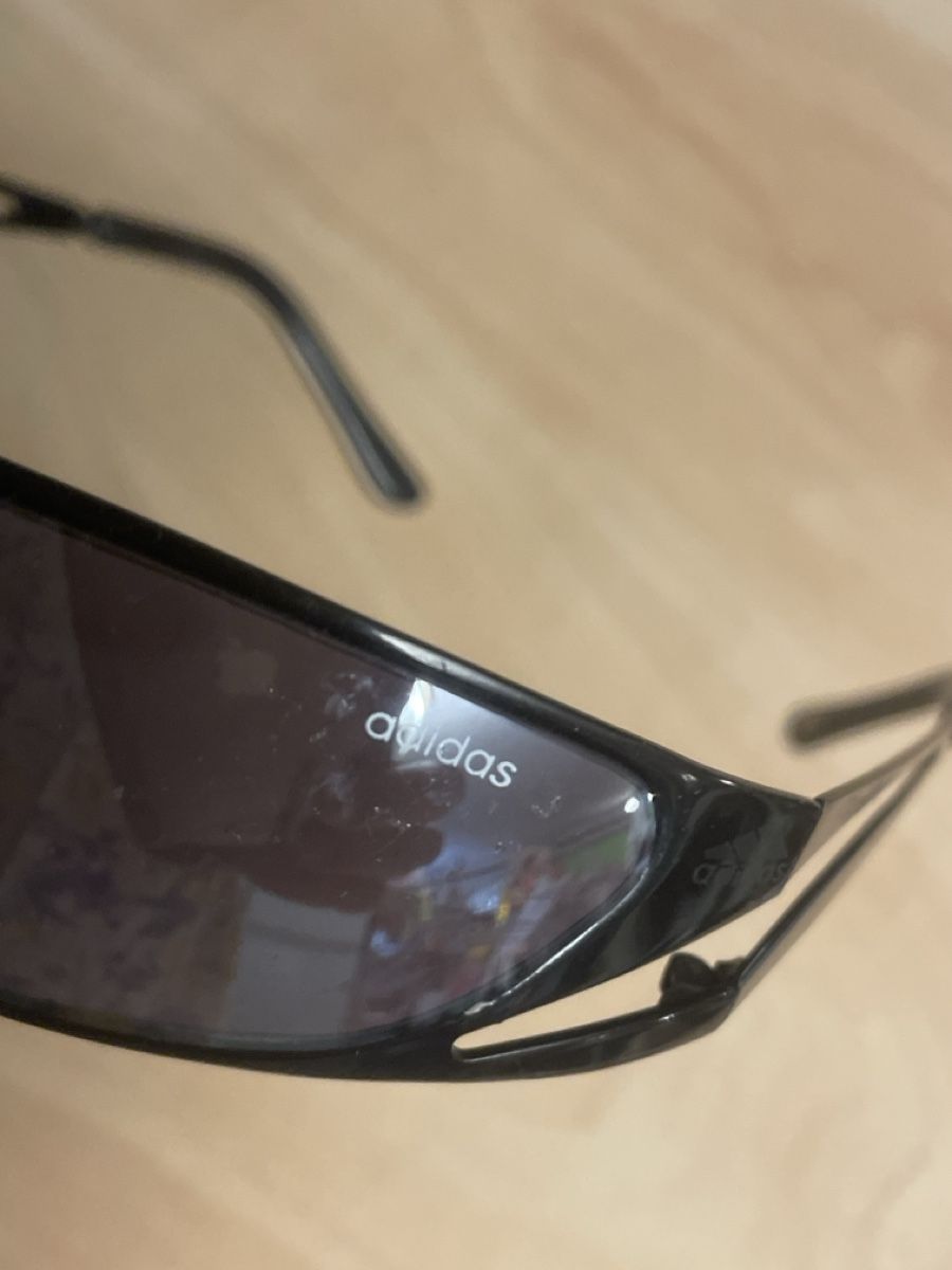 Adidas Occhiali & Lenti: Jugend Sonnenbrille Adidas schwarz gebraucht  – Usato da Obergerlafingen venduto da cabo4 4