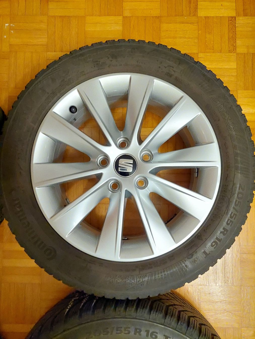 Seat Pneumatici & Ruote complete: Seat Leon 16 Zoll Winterräder – Usato da Stansstad venduto da Mazzane 2