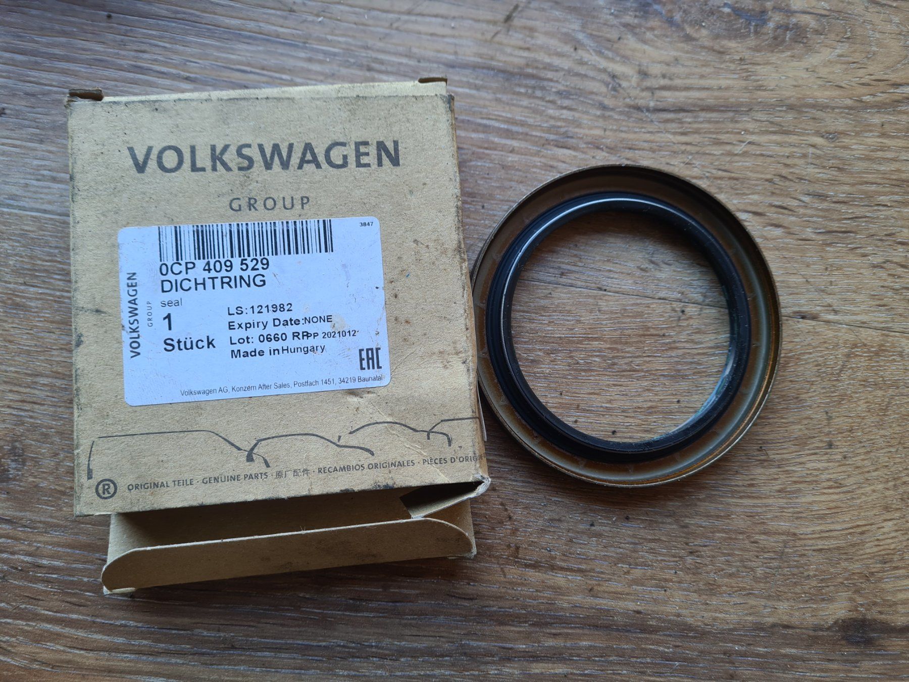 Volkswagen Alle Autoersatzteile: Simmering VW – Neu und originalverpackt aus frümsen von Sailem 3