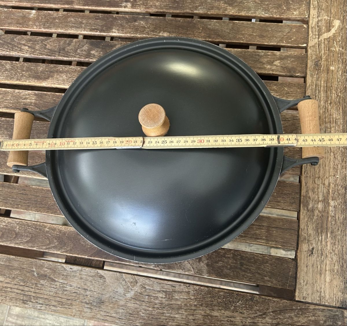 Poêles: Gusseisen Wok mit Deckel – D'occasion à Münchenstein par xenja09 2