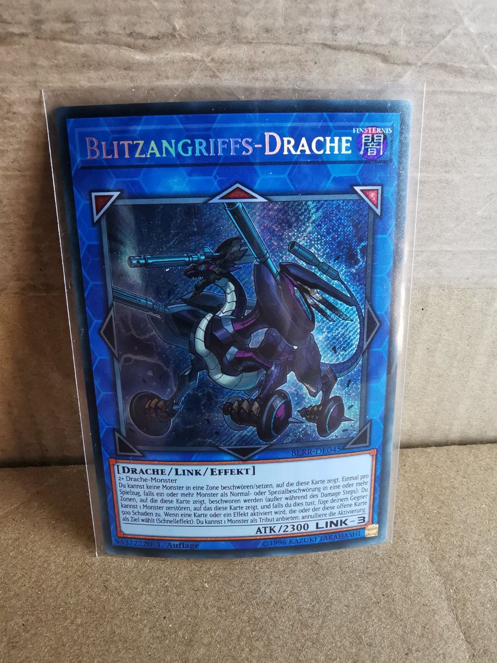 Yugioh Carte collezionabili: Yu-Gi-Oh Blitzangriffs-Drache BLRR-DE045 1. Aufl. – Nuovo (secondo la descrizione) da Sisseln AG venduto da schenk-figuren