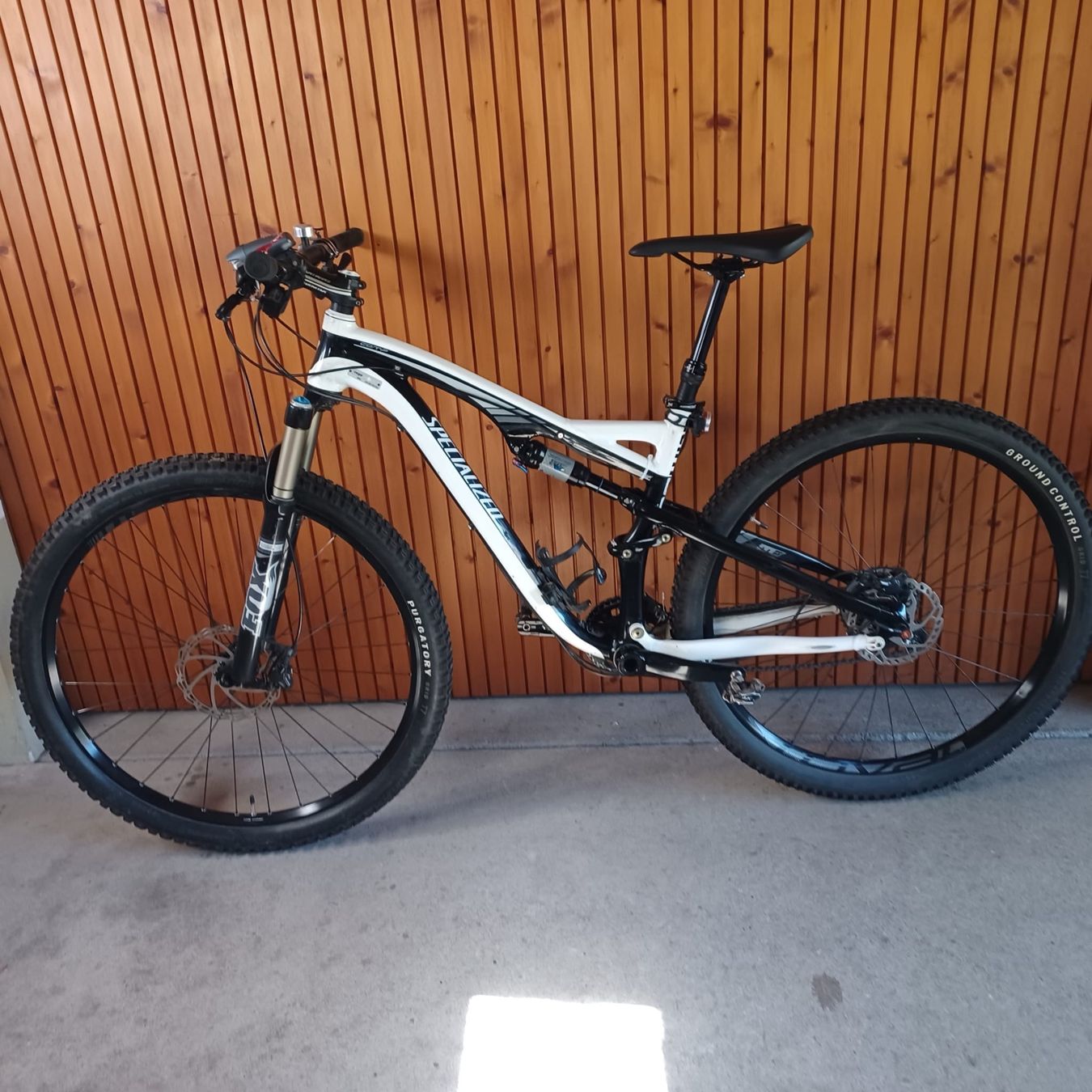 Specialized Velos: Fully Mountainbike specialized – Gebraucht aus Freienwil von mir_t7hg