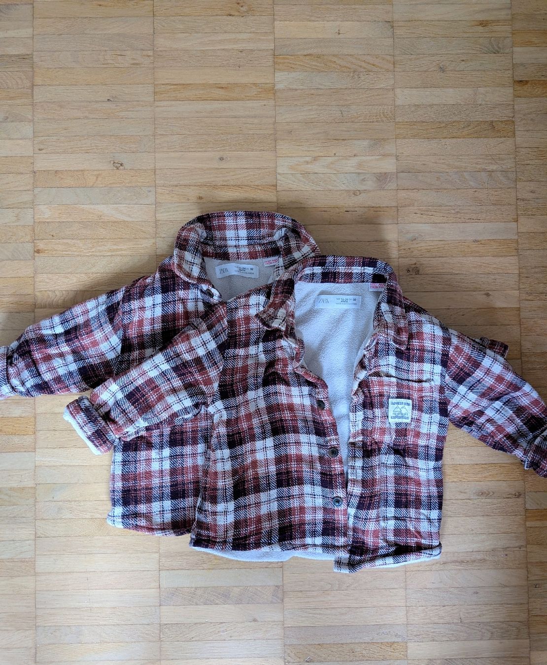 Lotti di vestiti: Kleiderpaket Zwillinge 80/86 – Usato da Riedikon venduto da hol_nh9x 2