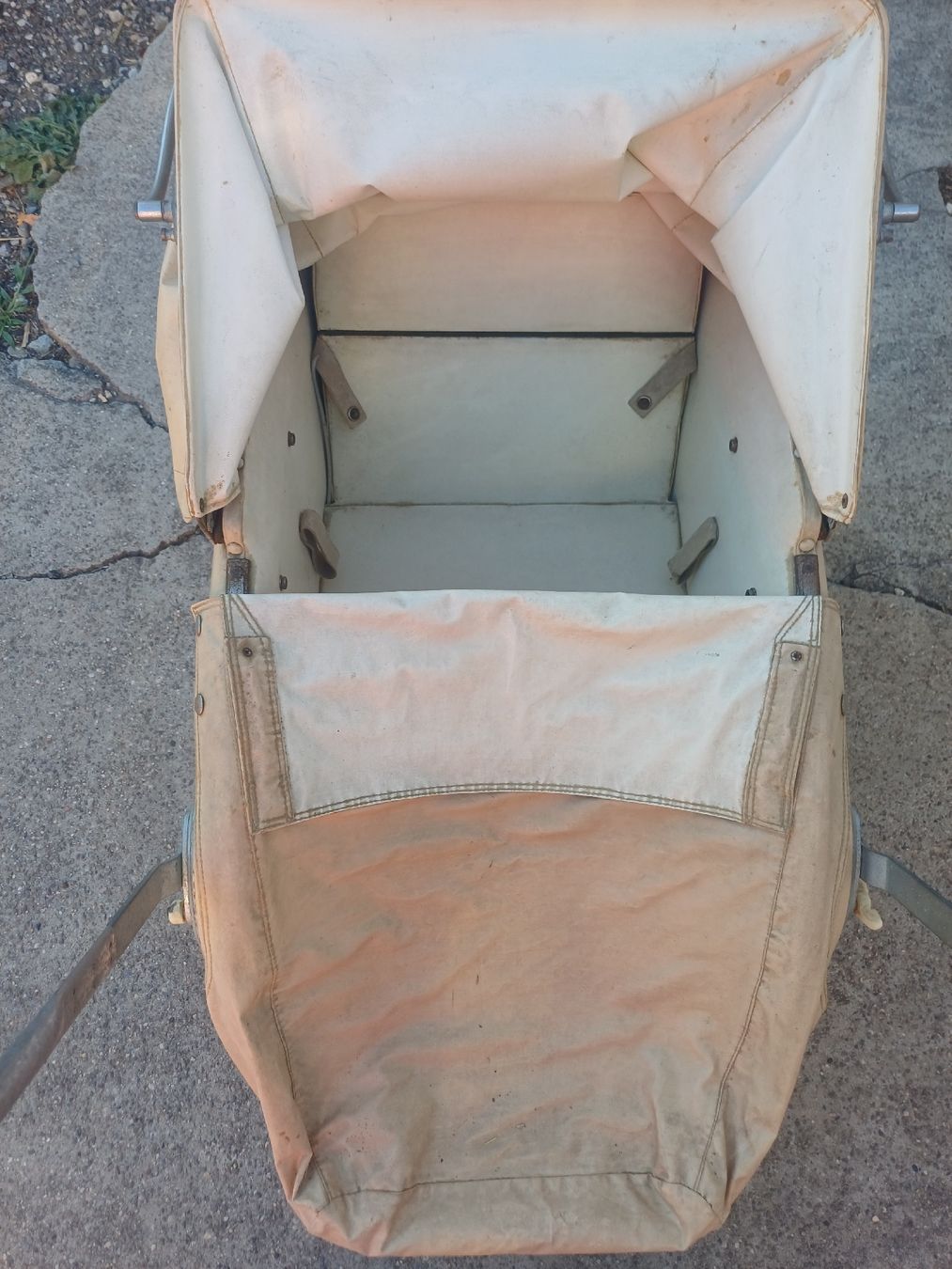 Wisa Gloria Kinderwagen: Visa Gloria Kinderwagen  – Defekt aus Wangenried von Recycler94 1