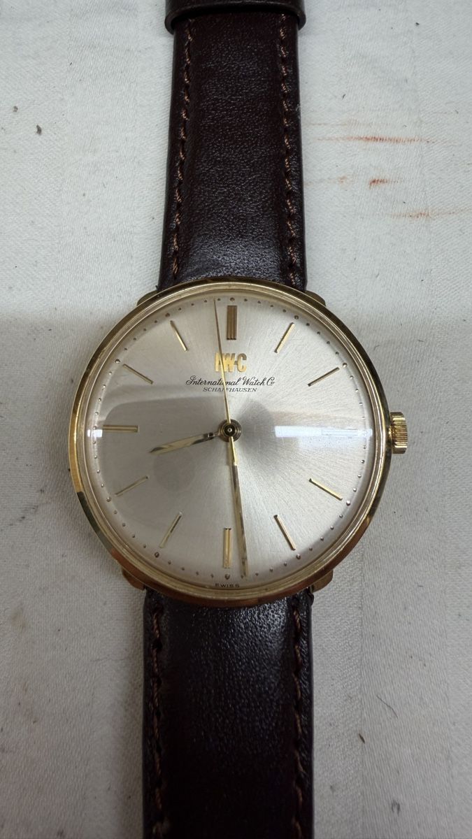 IWC Montres: iwc uhr – D'occasion à Kreuzlingen par armo2929