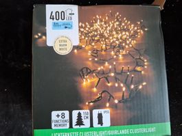 LED Lichterkette Cluster 400 LED warmweiss . 8 Funktionen.