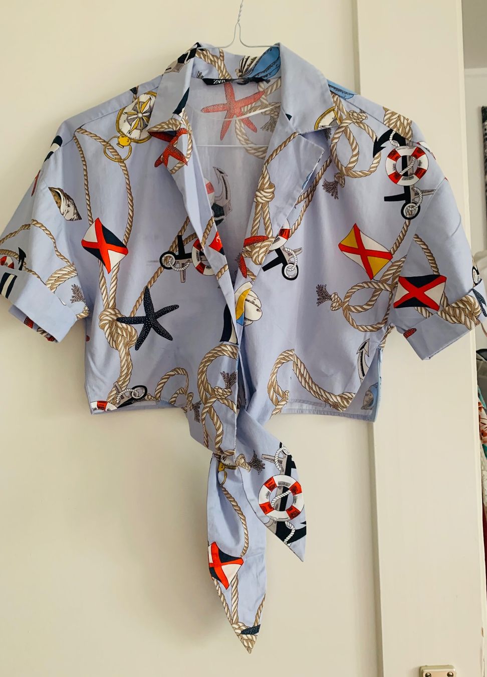 Zara Chemisiers: Zara Crop summer Blouse XS/S – D'occasion à Zürich par Angela_Fashion_Lover