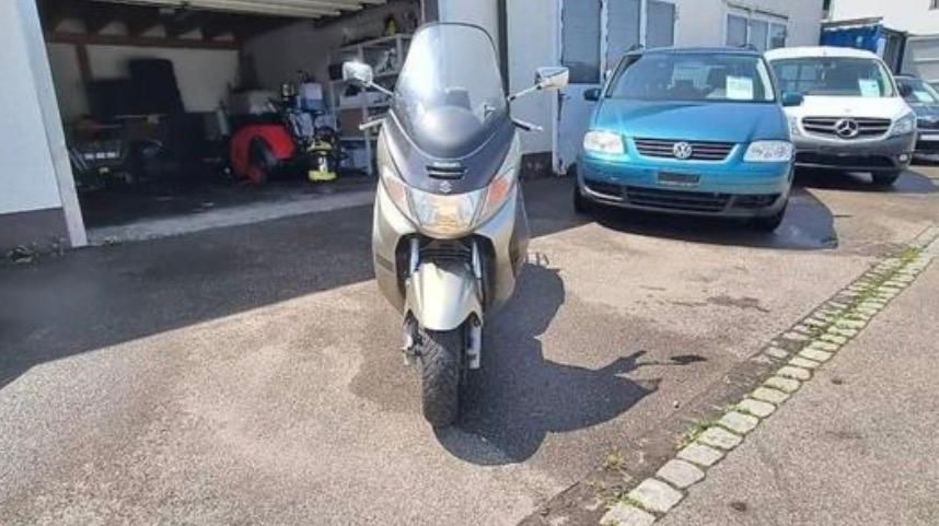 Suzuki Scooter: Suzuki AN 400 Roller (Jg 2000) – Usato da St. Margrethen SG venduto da vsbb 1