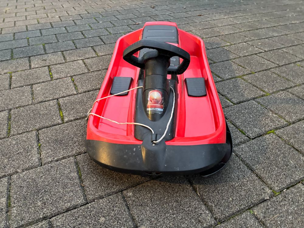 Schneebob aus Kunststoff – robust & leicht (Gebraucht) in Buchs AG für