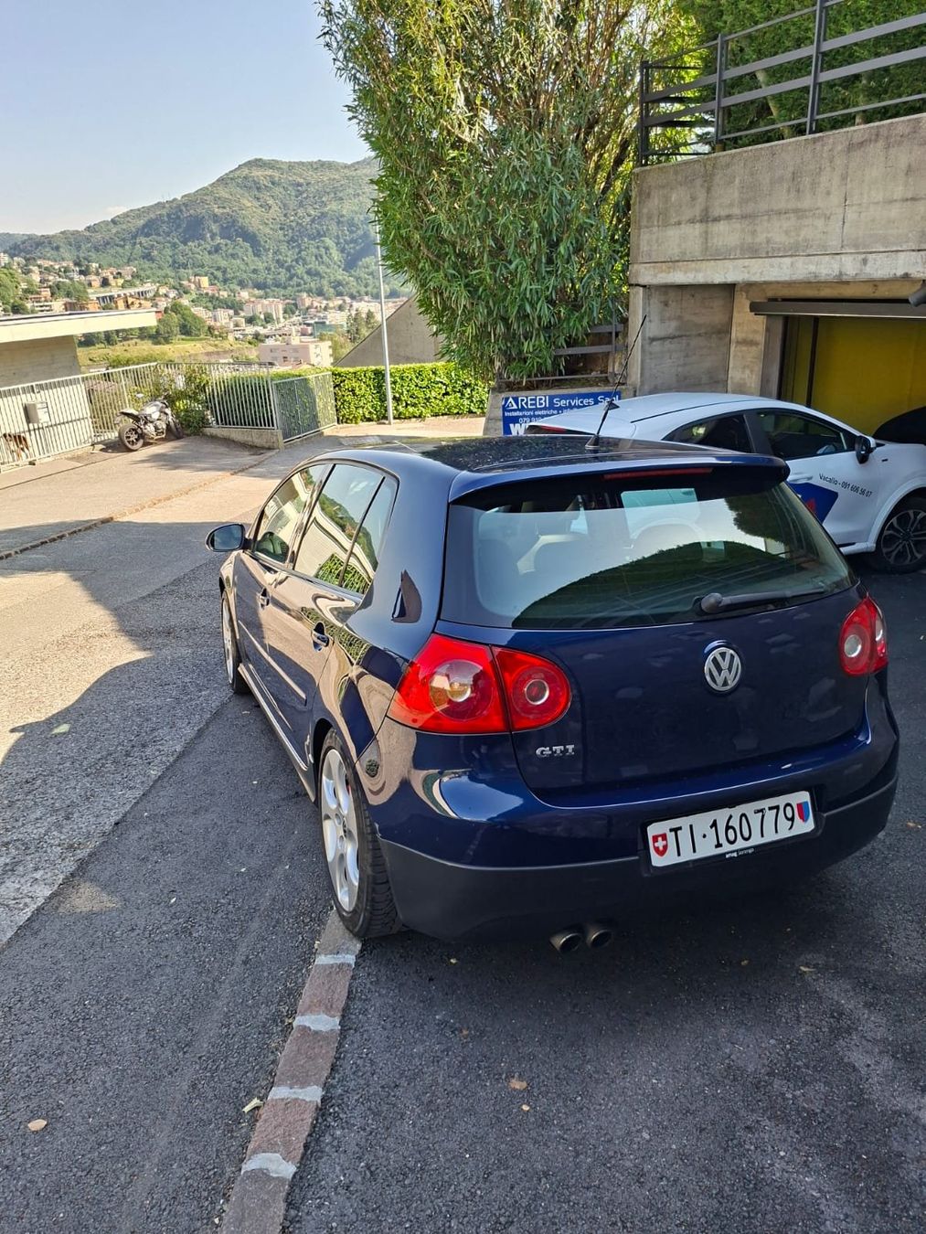 VW Autos: VW Golf  GTI – D'occasion à Chiasso par Tull60 2