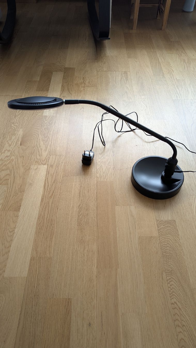 Lampade: Mood LED-Bürolampe Levin | 5 W – Usato da Steinmaur venduto da Ottelo 1