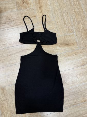 H&M Strandkleid schwarz mit Cut-out 