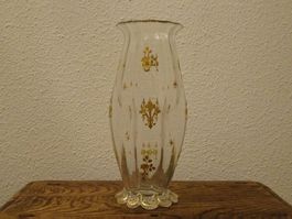 Vase mit Golddekor / Lilienwappen