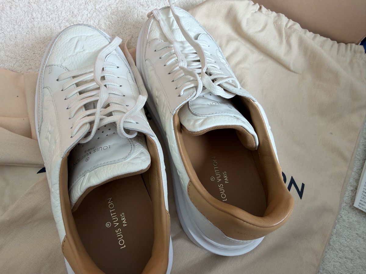 Louis Vuitton Herrenschuhe: Louis Vuitton Beverly Hills Sneaker White Size 6 – Gebraucht aus Ermenswil von takethisitem 8