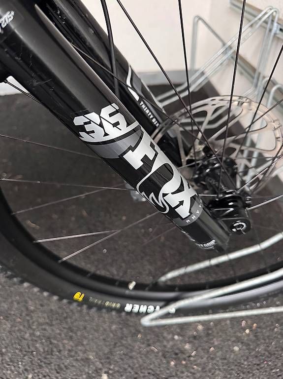 Specialized Biciclette: ***NEUWERTIG*** SPECIALIZED Turbo Levo Comp 2025 – Usato da Frümsen venduto da tattoonn 3