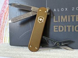 VICTORINOX - Classic Alox Limited Edition 2024 - Sackmesser