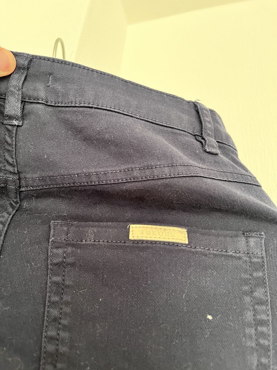 Hosen: Iblues Jeans Navy Cropped Flared Ruffle Size 34 – Gebraucht aus Lausanne von Danash 3