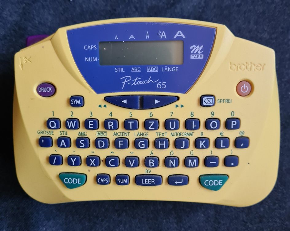Brother P-Touch 65 Labelmaker / Etikettendrucker (Gebraucht) in