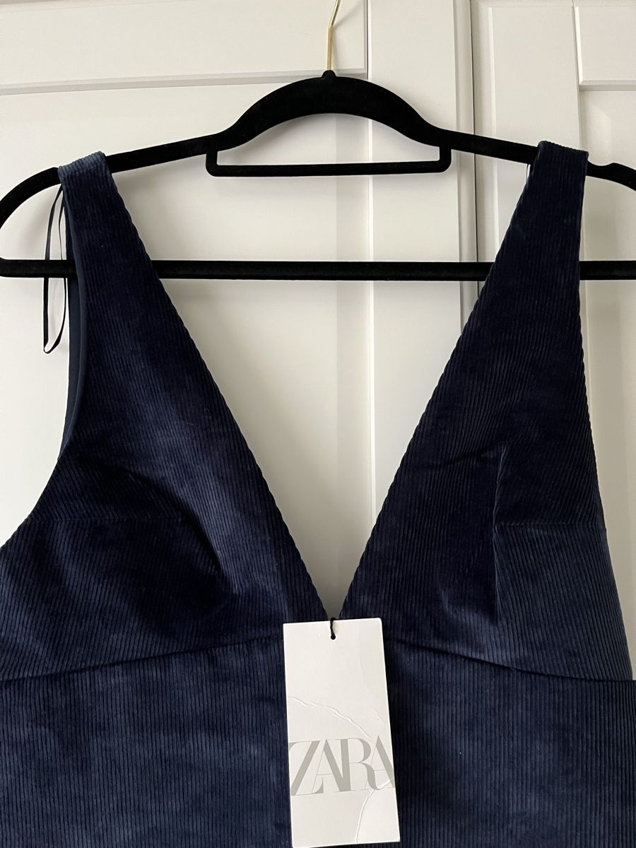 Zara Robes: Samtkleid – Neuf avec emballage d'origine à Allschwil par eyl_bb8q 1