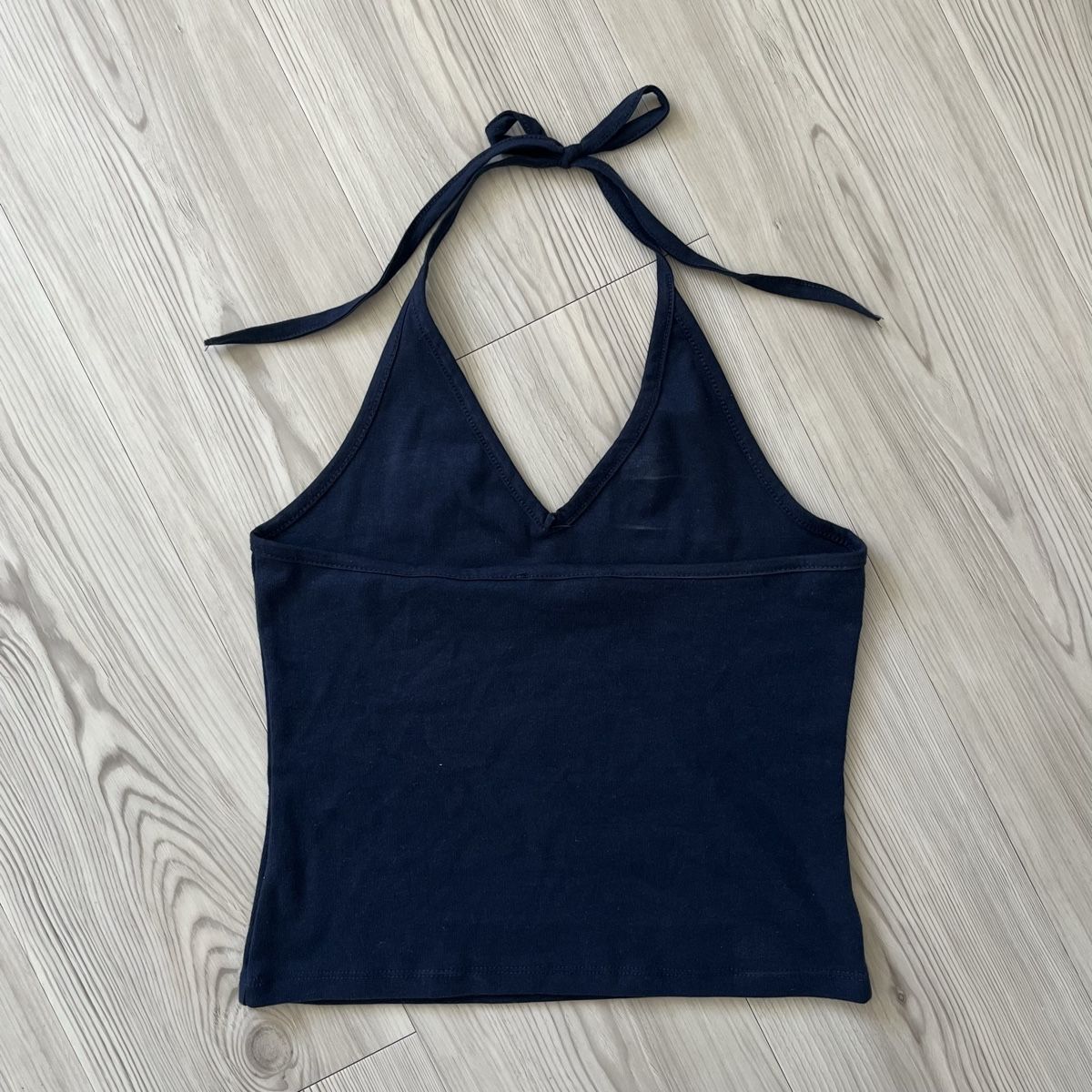 Stradivarius Top: Navy Neckholder Top – Usato da Basel venduto da Ankerkettenring 1