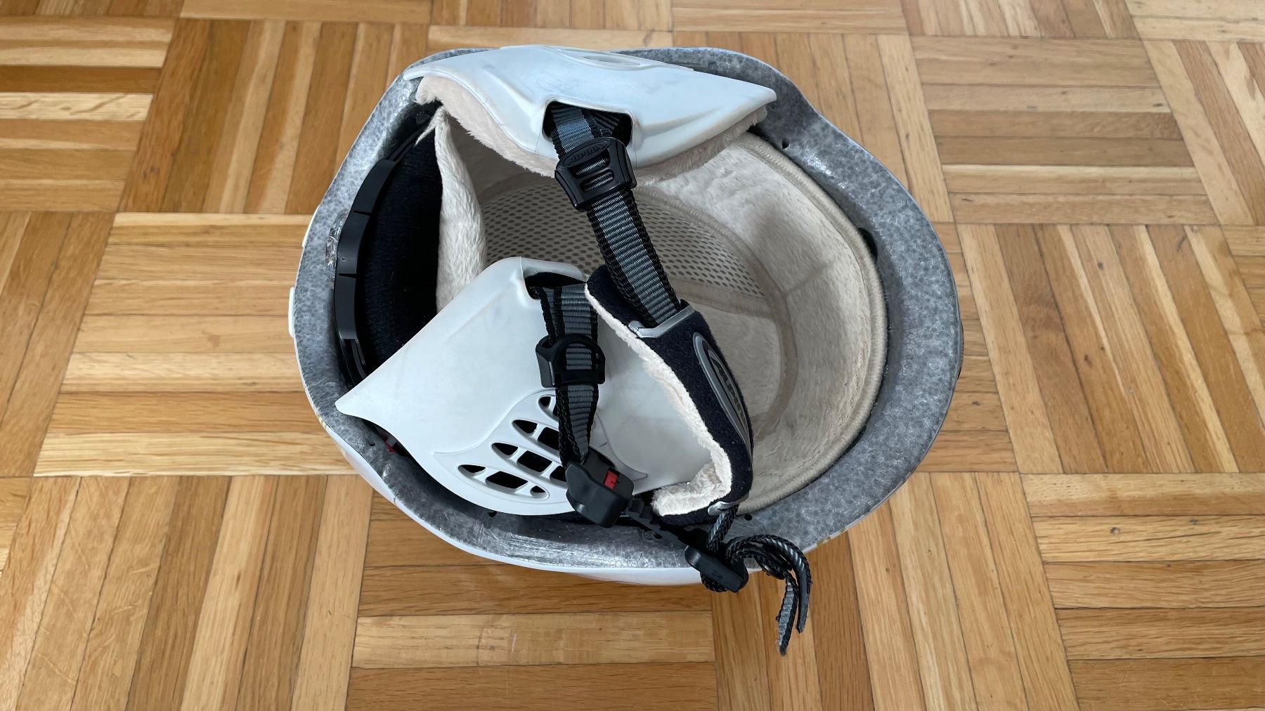 Alpina Helme: Alpina Skihelm Helm Gr. 53-57cm – Gebraucht aus Rüfenacht BE von lavok 5