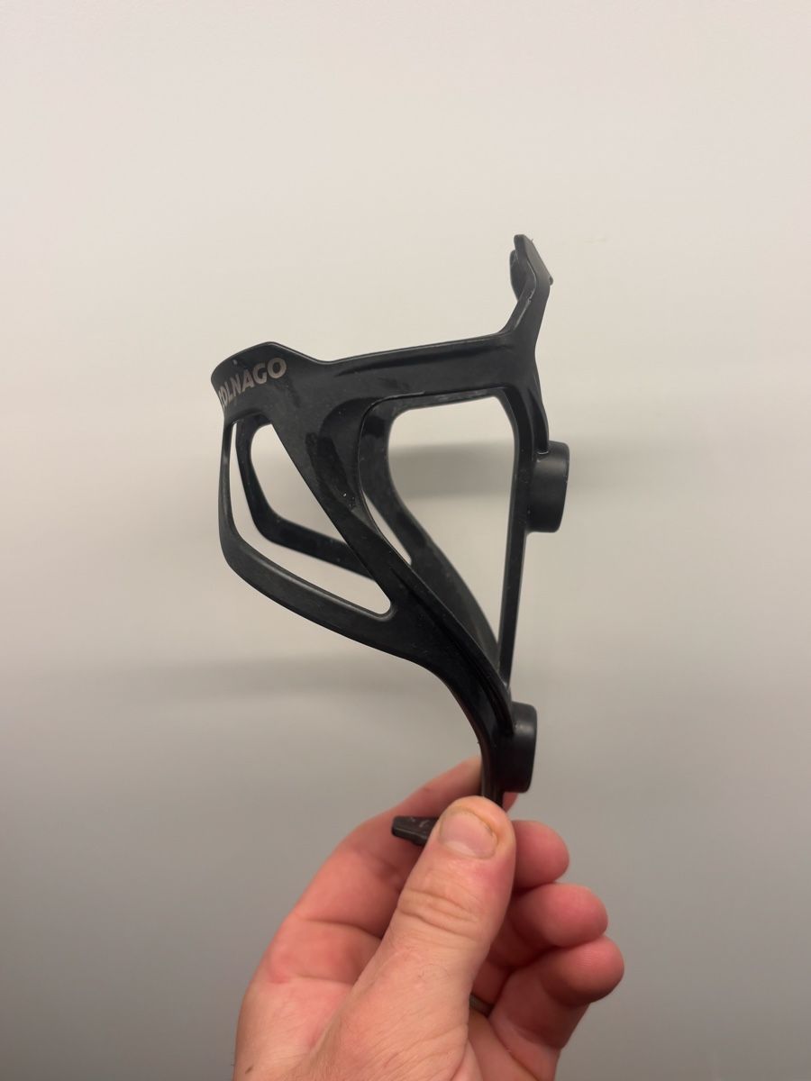 Colnago Pezzi di ricambio: Colnago Flaschenhalter – Usato da Heiden venduto da Horology_Ost 1