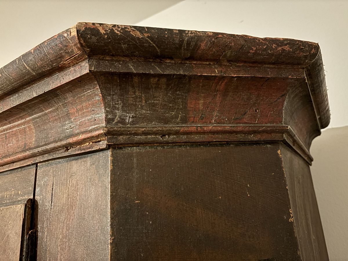 Armadi: Antiker Bauernschrank 1838 bemalt mit Blumenmuster – Usato da Zürich venduto da Limebach 2